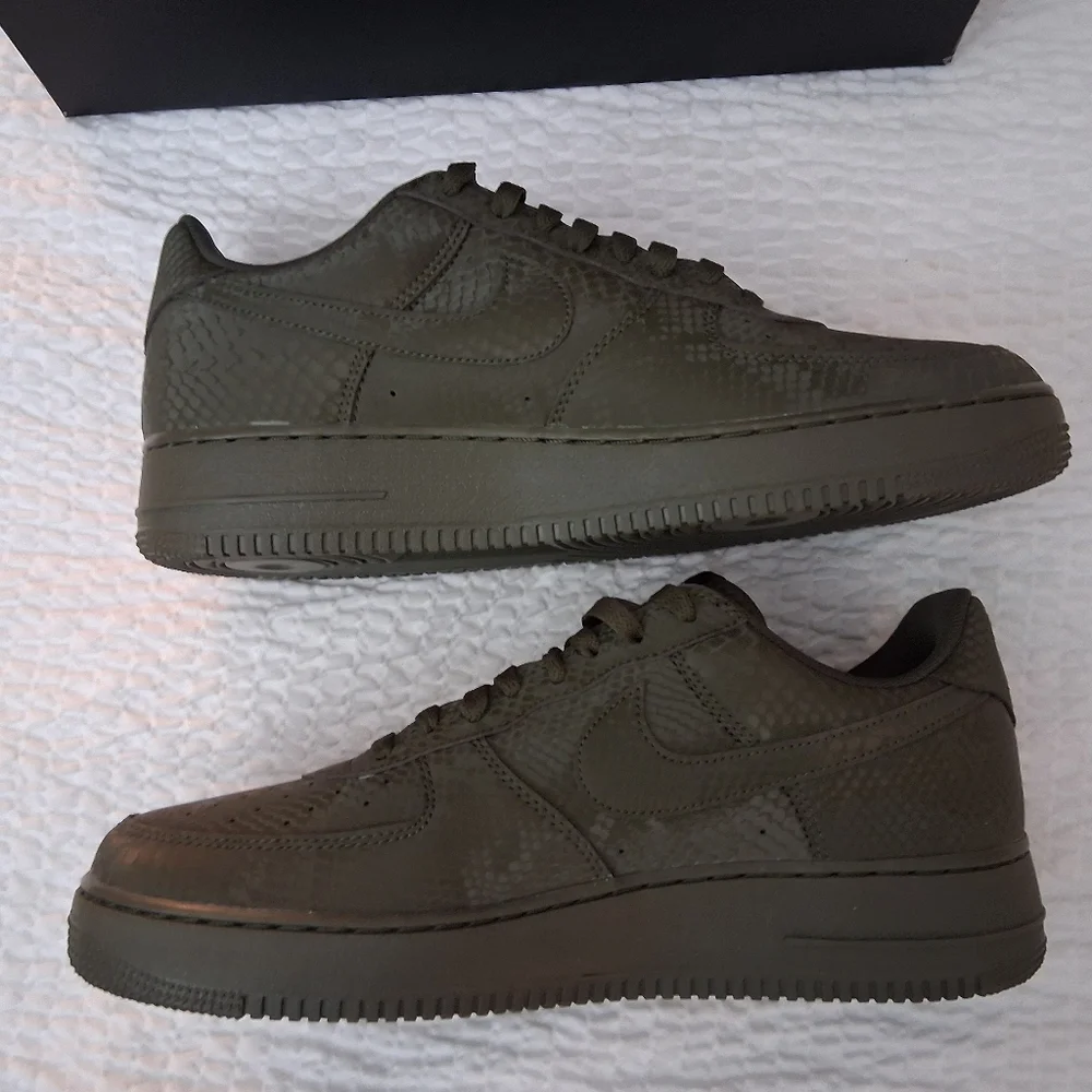 Nike Air Force One Low Kobe Bryant Forever Cargo Khaki - Picture 10 of 13